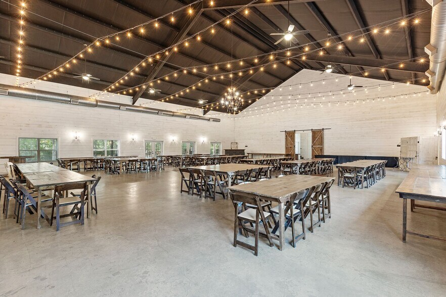 More Photos Of 1297 County Road 3318, Greenville Specialty For Sale