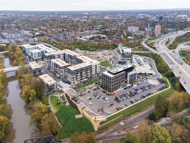 More Photos Of 535 Reach Blvd, Columbus Office For Sale