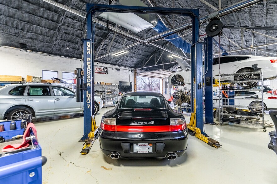 More Photos Of 425 Gum St, North Little Rock Auto Repair For Sale