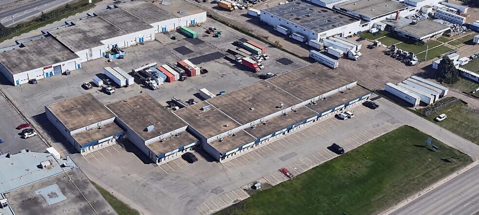 More Photos Of 4746 76 Av NW, Edmonton Light Manufacturing For Lease