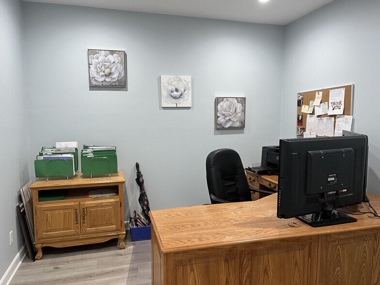 More Photos Of 9695 Lebanon Rd, Mount Juliet Office For Lease