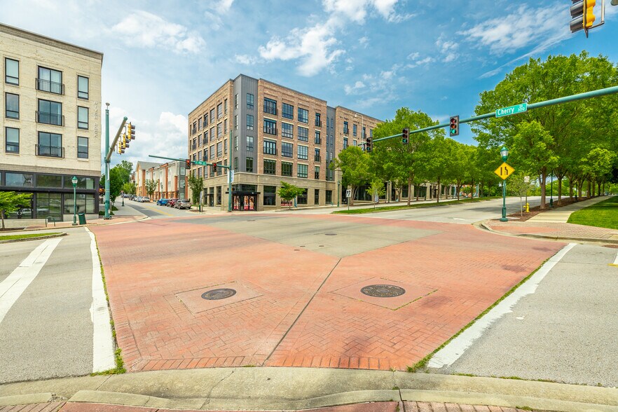 More Photos Of 355 Walnut St, Chattanooga Apartments For Lease