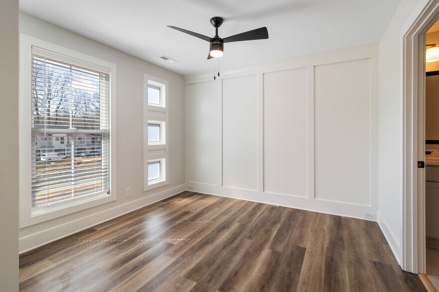 More Photos Of 160 Excell Rd, Clarksville Apartments For Sale