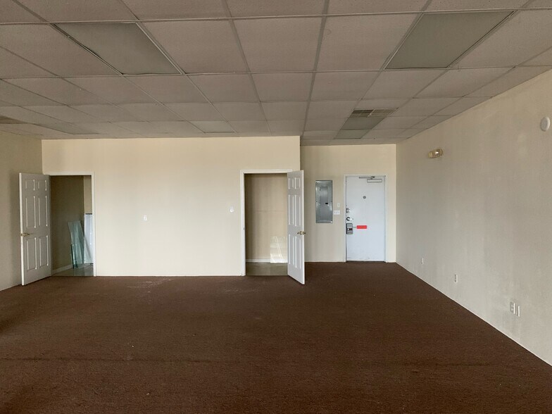 More Photos Of 1600 S State St, Jerseyville Unknown For Lease