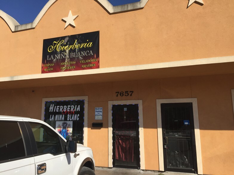 More Photos Of 7645-7661 Park Place Blvd, Houston Restaurant For Sale