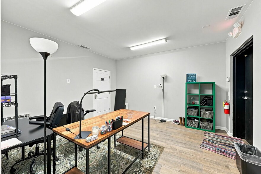 More Photos Of 3156 Buford Hwy, Rest Haven Warehouse For Lease