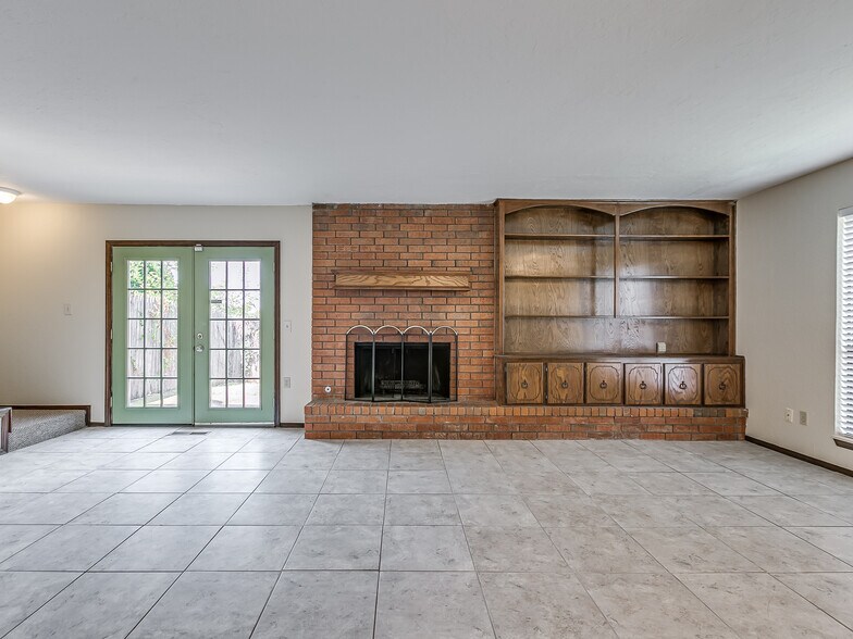 More Photos Of , Oklahoma City Specialty For Sale