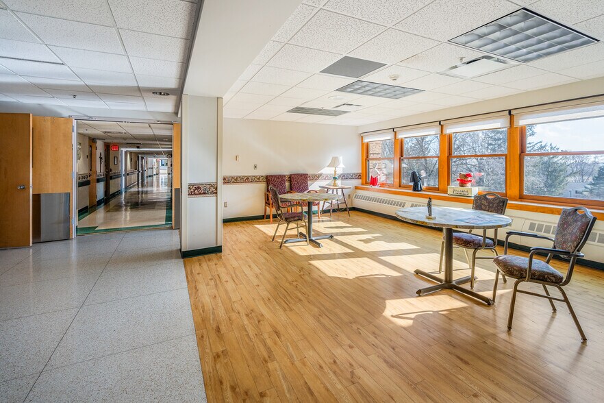 More Photos Of W2658 WI-33, La Crosse Assisted Living For Sale