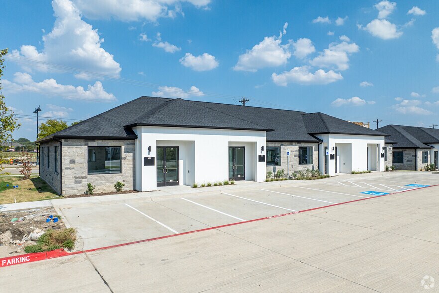 Primary Photo Of 6000 Alma Rd, McKinney Medical For Sale