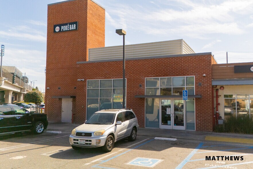 More Photos Of 2161 E El Segundo Blvd, El Segundo Storefront For Lease