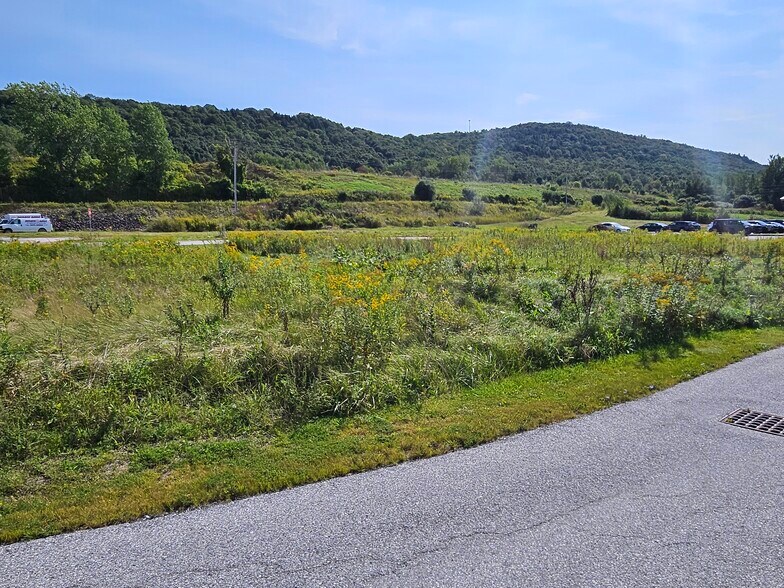 More Photos Of 42 Mapleville Depot, Saint Albans Land For Sale