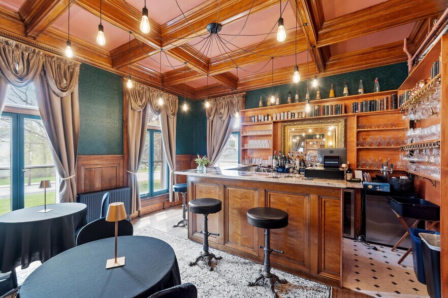 More Photos Of 75 E Main St, Orange Specialty For Sale