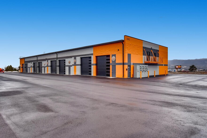 More Photos Of 1945 Deer Creek Rd, Monument Warehouse For Lease