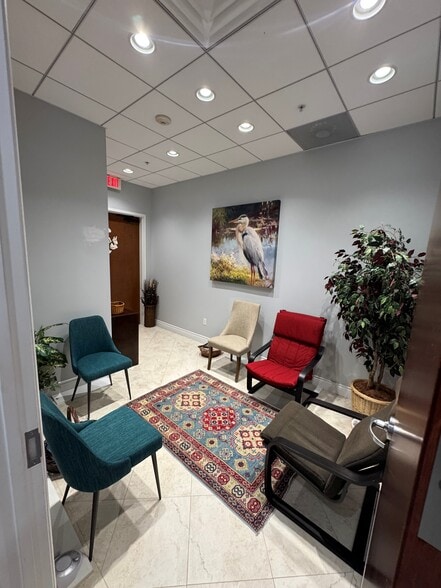 More Photos Of 6701 S Red Rd, South Miami Medical For Sale