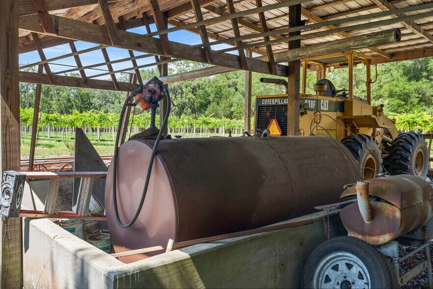 More Photos Of 1056 Reynolds Rd, De Leon Springs Specialty For Sale