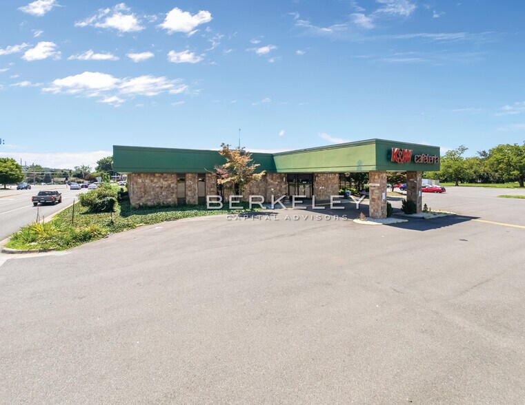 More Photos Of 1609 Hershberger Rd NW, Roanoke Restaurant For Sale
