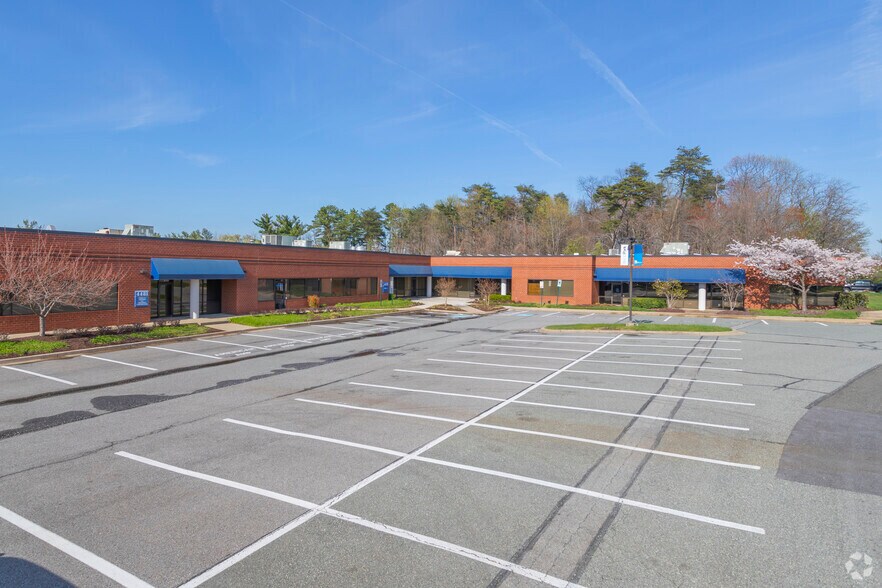 More Photos Of 4451-4485 Nicole Dr, Lanham Research And Development For Lease