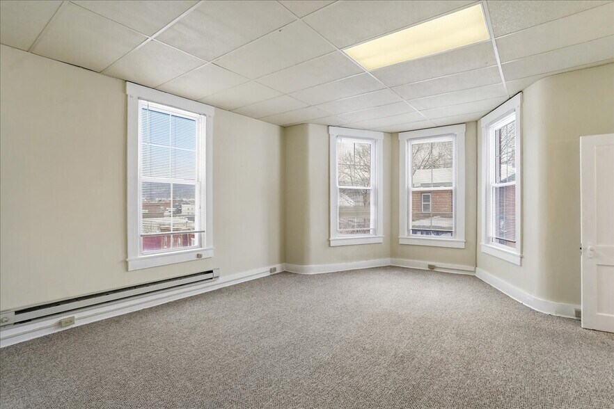 More Photos Of 229 E Union St, Cumberland Apartments For Sale