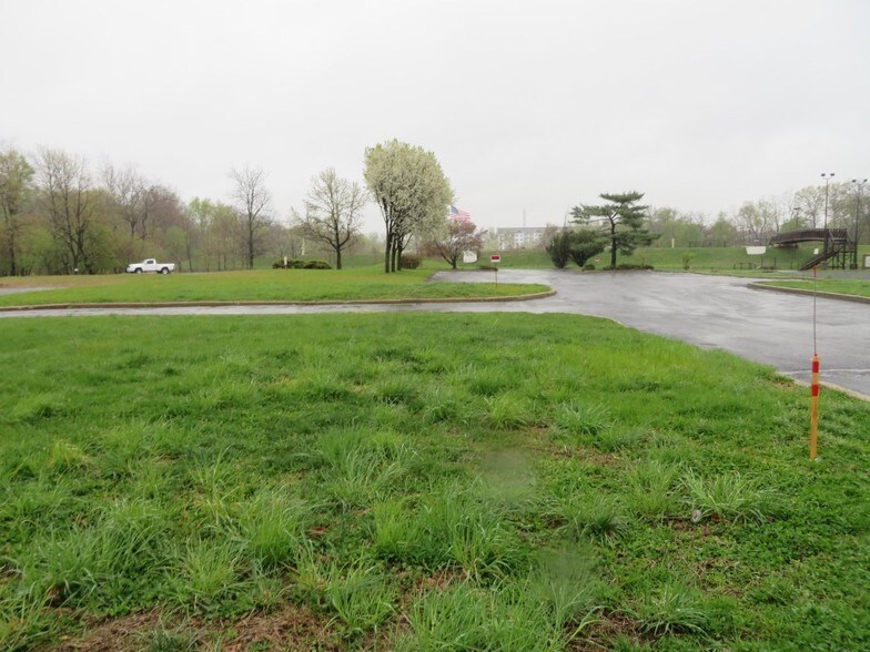 More Photos Of 600 E Union Ave, Bound Brook Land For Lease