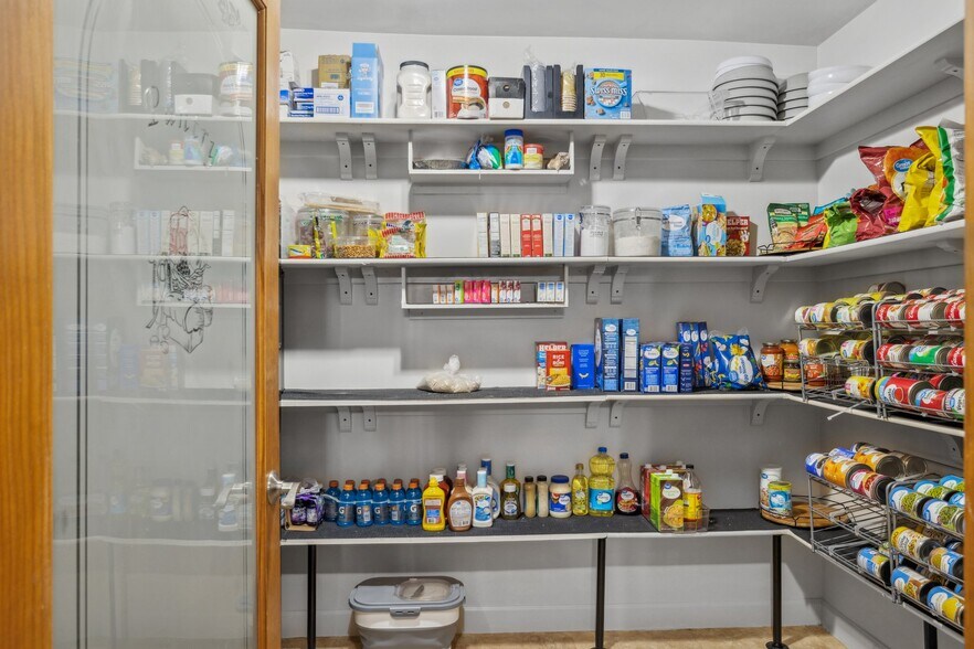 More Photos Of 3827 E Oak St, Phoenix Assisted Living For Sale