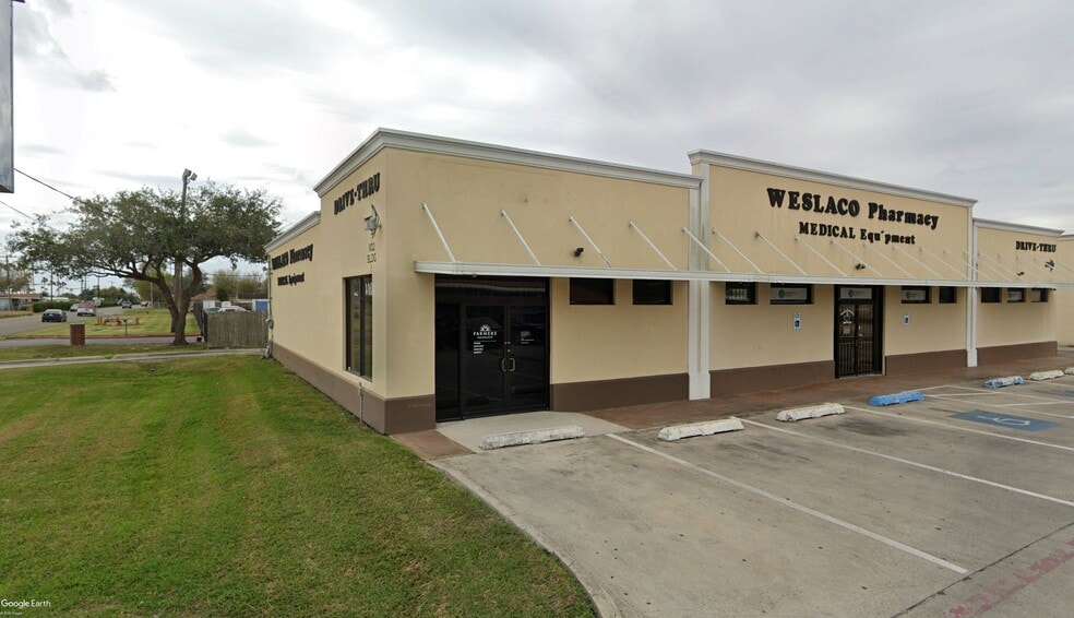 More Photos Of 1102 S Airport Dr, Weslaco General Retail For Sale