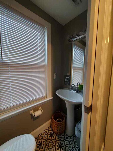 More Photos Of 5684 Main St, Williamsville Loft Creative Space For Sale