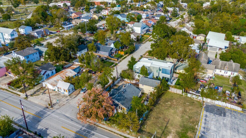 More Photos Of 3002 N Main St, Houston Land For Sale