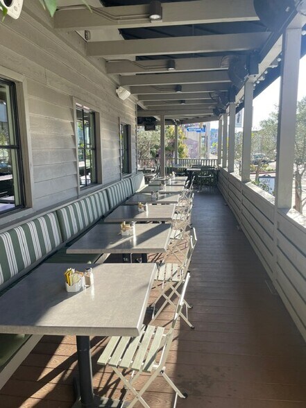 More Photos Of 8607 Melrose Ave, West Hollywood Restaurant For Lease