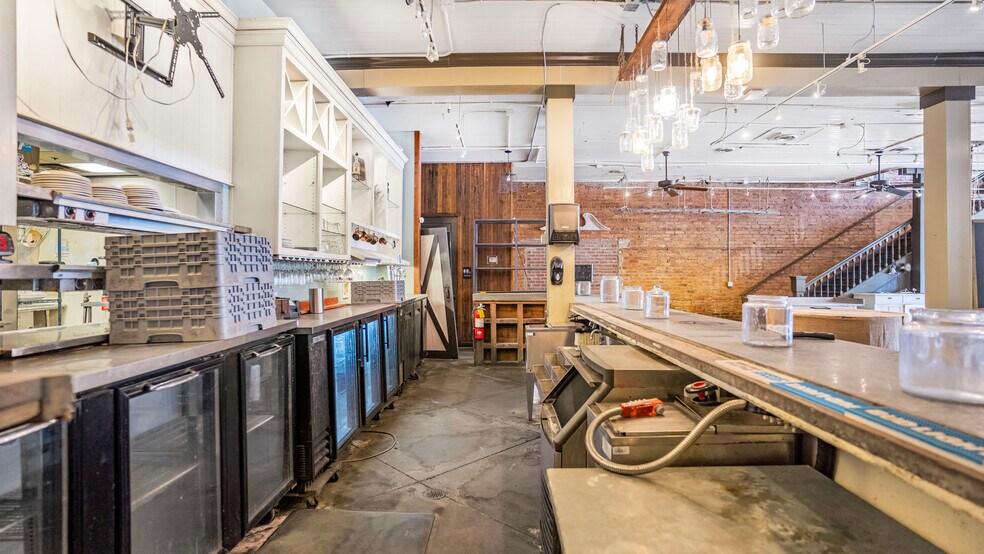 More Photos Of 3840 Highway 42, Locust Grove Restaurant For Lease