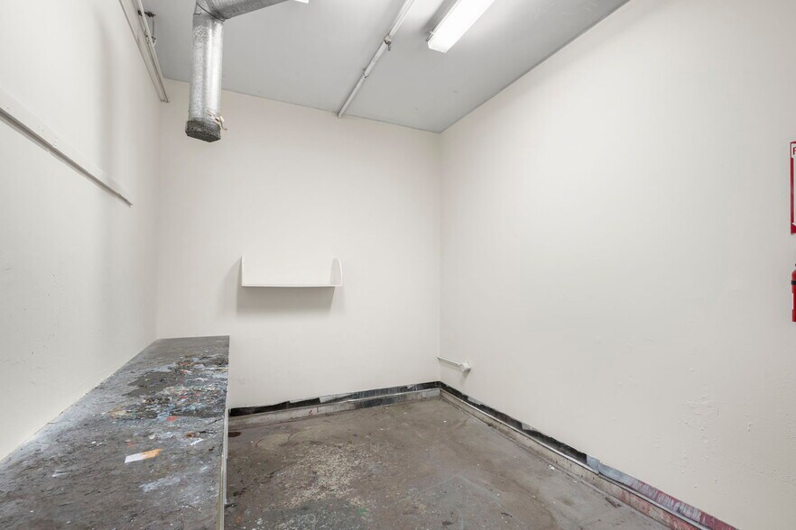 More Photos Of 166 W Main St, Hillsborough Light Distribution For Sale