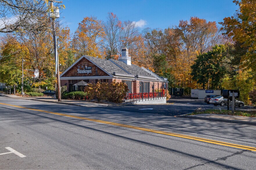 More Photos Of 445 E Main St, Mount Kisco Freestanding For Sale