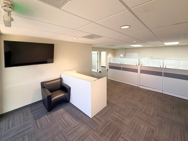 More Photos Of 10000 Bigge St, San Leandro Warehouse For Lease