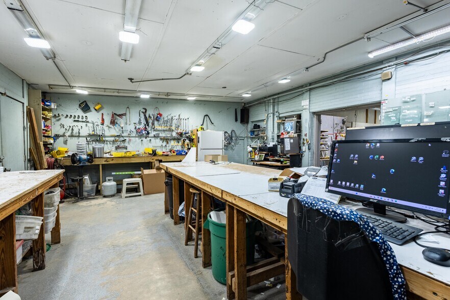 More Photos Of 1171 Main St S, Tifton Warehouse For Sale