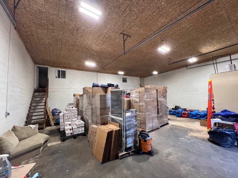 More Photos Of 612 Colonial Ave, Elsmere Light Distribution For Lease