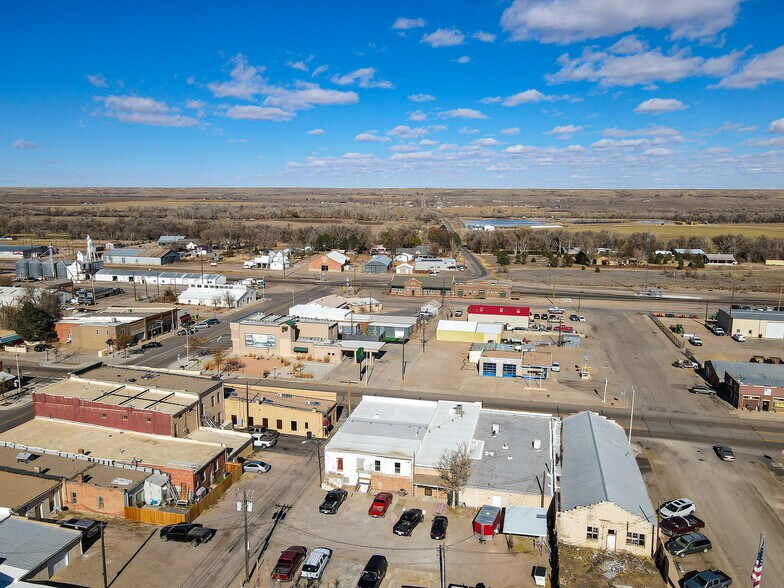 More Photos Of 122 E Cranston Ave, Fowler Flex For Sale