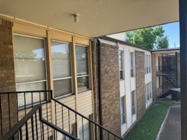 More Photos Of 45 N Belvedere Blvd, Memphis Multifamily For Sale