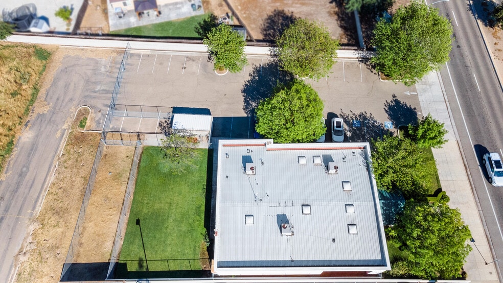 More Photos Of 5781 E Kings Canyon Rd, Fresno Medical For Sale