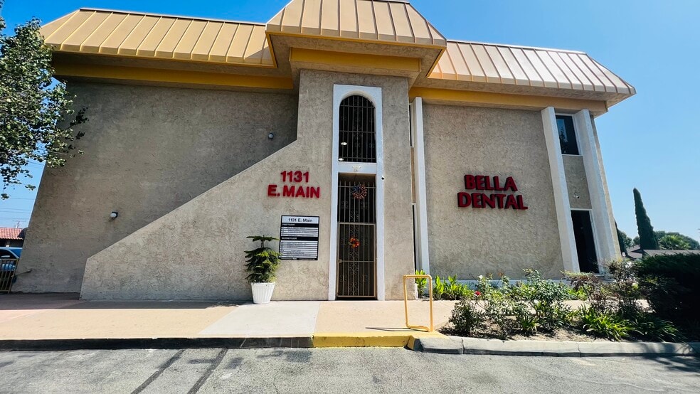 More Photos Of 1131 E Main St, Tustin Office Residential For Lease