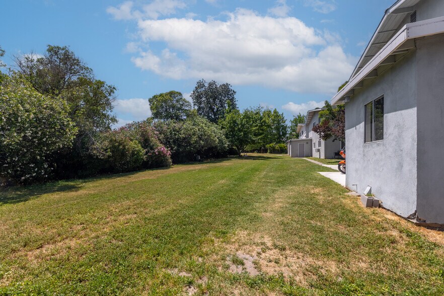 More Photos Of 3326 Lerwick Rd, Sacramento Apartments For Sale
