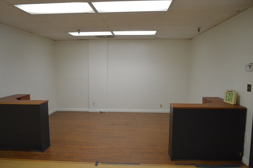 More Photos Of 1455 Monterey Pass Rd, Monterey Park Office Residential For Lease