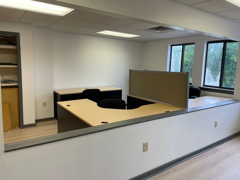 More Photos Of 649 Swedesford Rd, Malvern Office Residential For Lease