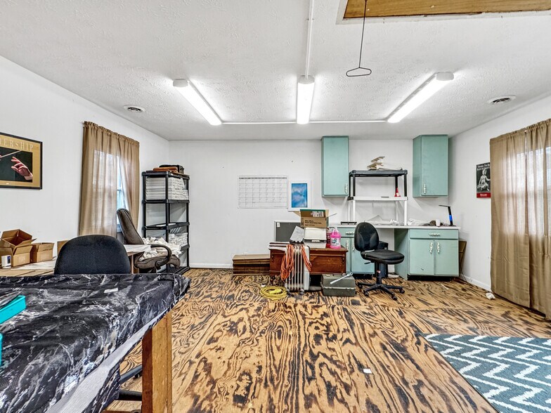 More Photos Of 401 Wooster St, Lodi Office Residential For Sale