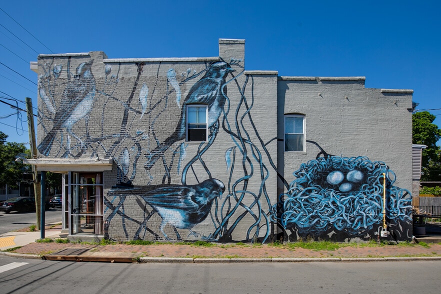 More Photos Of 618 N 1st St, Richmond Storefront Retail Residential For Sale