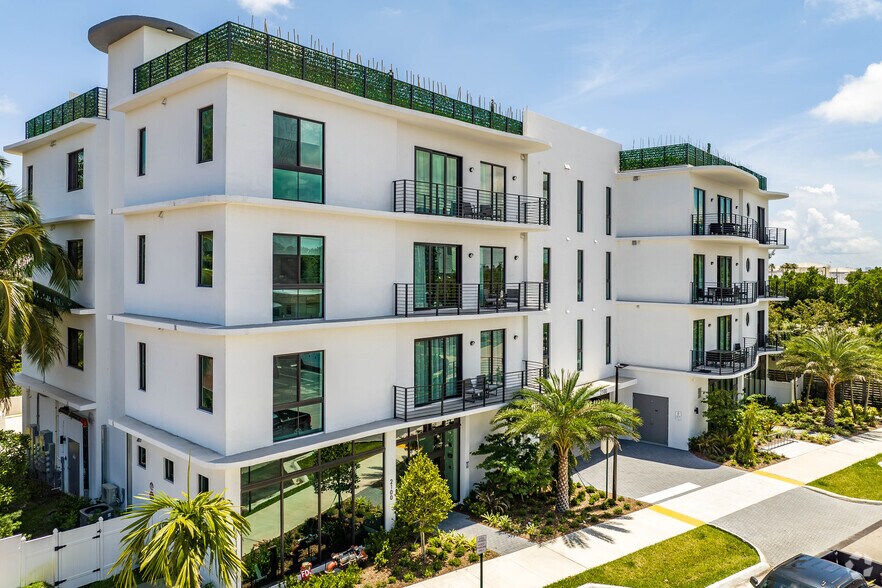 More Photos Of 2100 Miami Rd, Fort Lauderdale Apartments For Sale