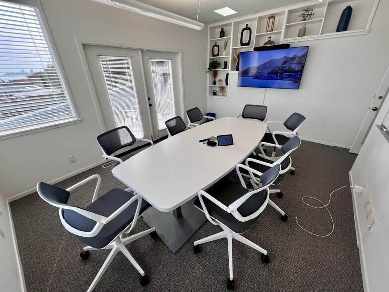 More Photos Of 763-771 Bridgeway, Sausalito Storefront Retail Office For Sale