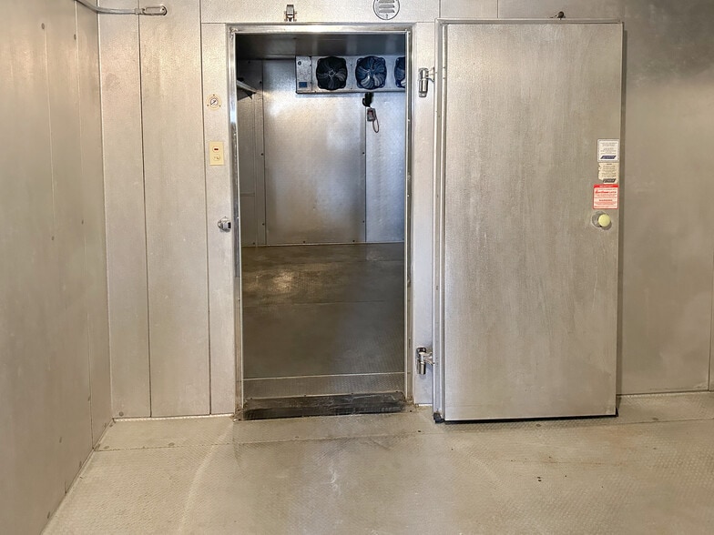 More Photos Of 31 Central Square, Troy Storefront Retail Residential For Lease