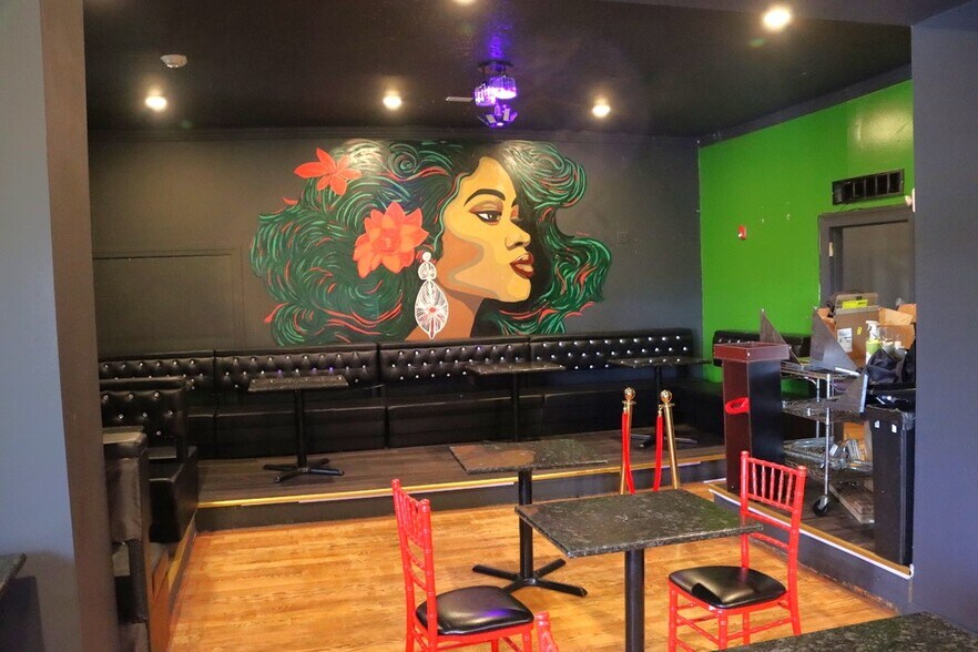 More Photos Of 22 Olneyville Sq, Providence Storefront Retail Office For Lease