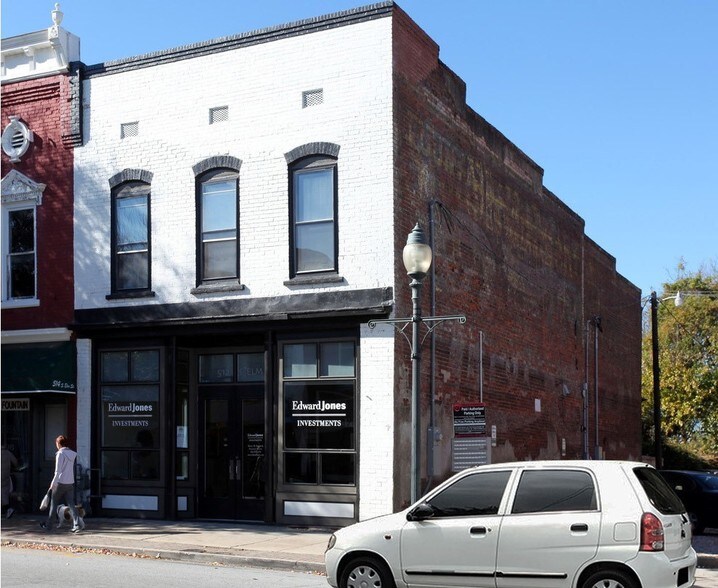 More Photos Of 512 S Elm St, Greensboro Storefront Retail Residential For Lease