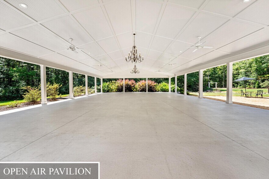 More Photos Of 700 Blacks Creek Church Rd, Commerce Lodge Meeting Hall For Sale