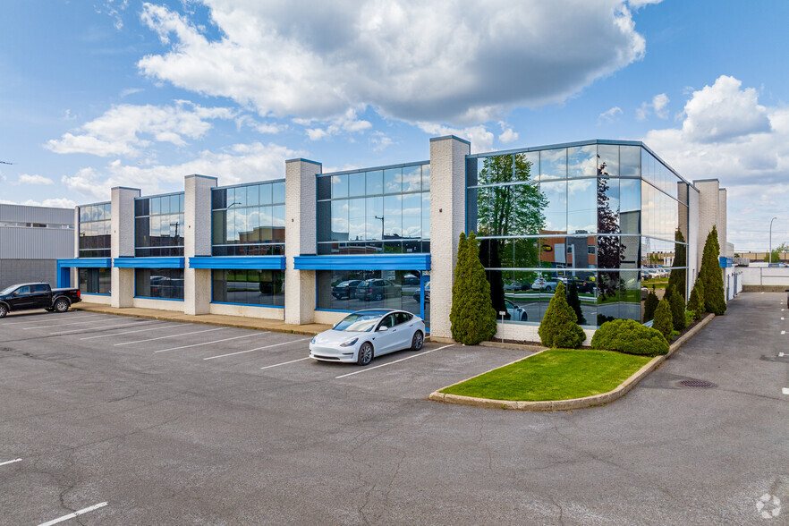 Primary Photo Of 2025-2037 Rue Michelin, Laval Light Distribution For Lease